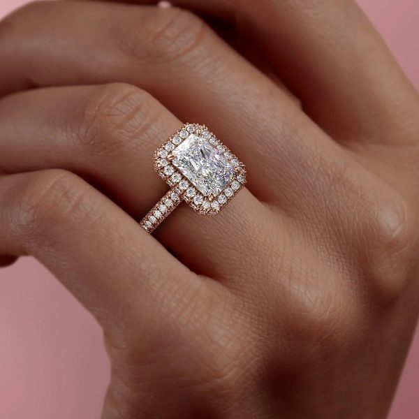 The Kylie Set With A 3.5 Carat Radiant Moissanite For Sale